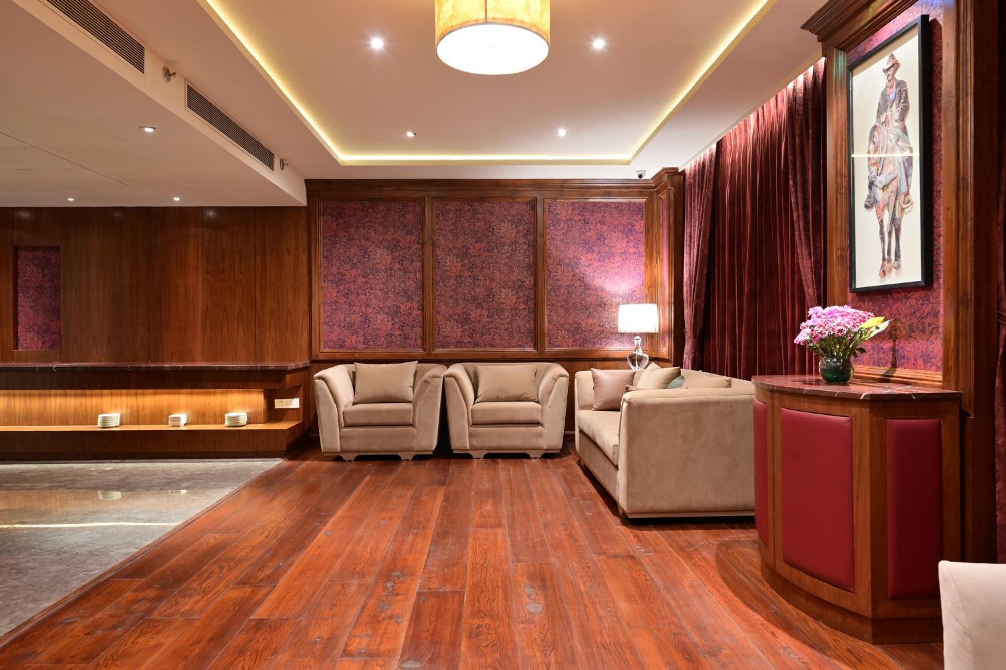 Clarens Hotel Gurgaon Extérieur photo