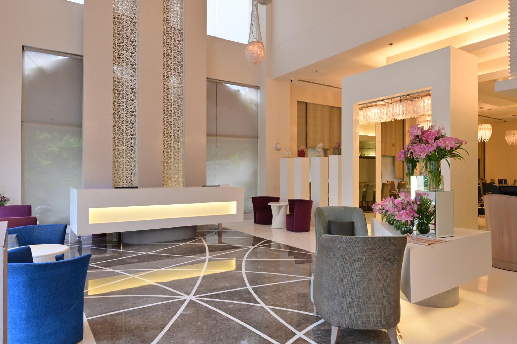 Clarens Hotel Gurgaon Extérieur photo