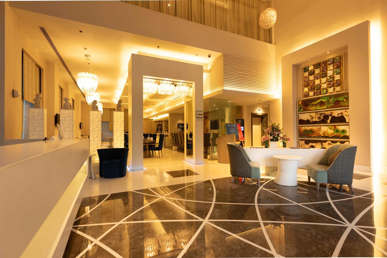 Clarens Hotel Gurgaon Extérieur photo